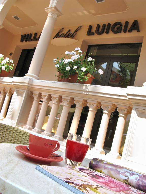 Hotel Villa Luigia ริมินี ภายนอก รูปภาพ